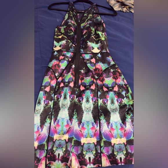 Milly Black and Green Abstract Midi Dress - Picture 3 of 3